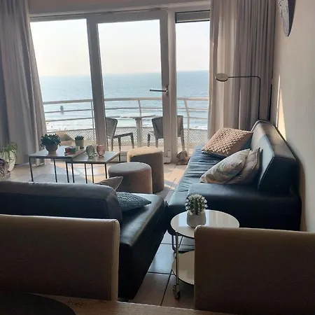 Apartament Met Zeezicht, Zwembad & Garage *