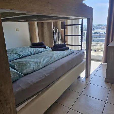 Daire Met Zeezicht, Zwembad & Garage Oostende